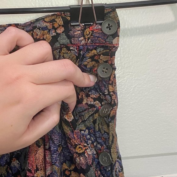 VINTAGE GIORGIO SANT'ANGELO || DARK FLORAL MIDI SKIRT - Picture 3 of 4